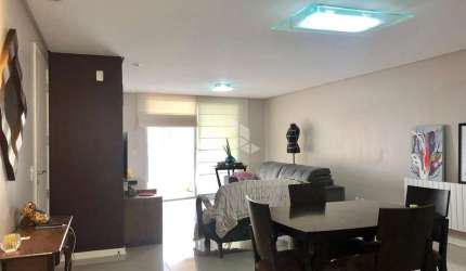 Apartamento 3 Dormitórios Semimobiliado no Bairro Exposição em Caxias do Sul