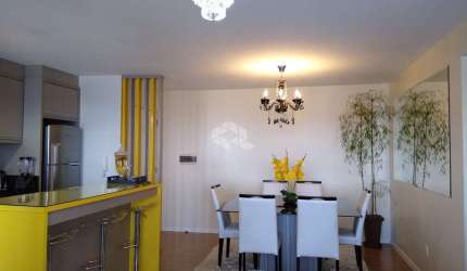 Apartamento de 02 dormitórios sendo uma suíte Bairro Villagio  Iguatemi em Caxias do Sul.
