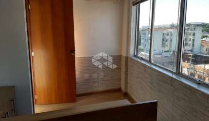 Sala/Conjunto comercial no Bairro Santa Maria Goretti em Porto Alegre - RS