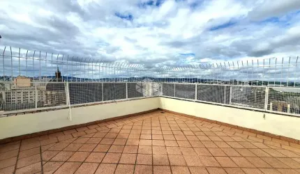 Cobertura com 5 quartos vaga de garagem no Centro Histórico em Porto Alegre