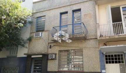 Casa comercial no centro histórico.