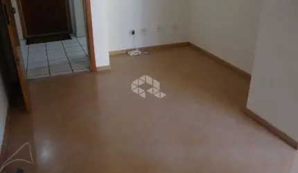 Bom  Conjunto comercial com 37m² privativos com elevador, portaria 24hrs