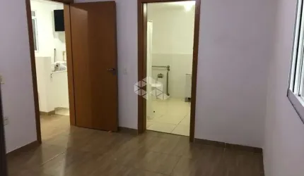 Crédito Real vende apartamento de 1 quarto com suíte no bairro Jardim Leopoldina em Porto Alegre-RS
