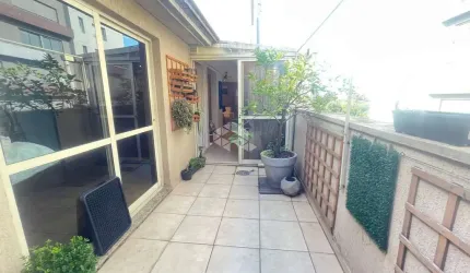 Cobertura para venda  de 2 dormitórios 2 banheiros 1 vaga  no bairro Cidade Baixa em Porto Alegre/RS
