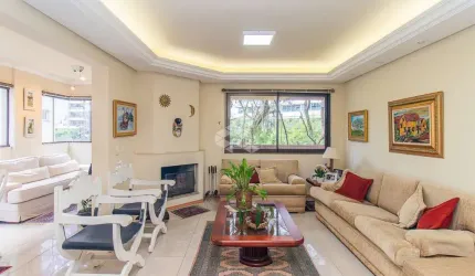 Apartamento à venda de 151m² e 4 dormitórios, 3 vagas, no bairro Bela Vista