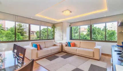 Apartamento com 114m² mobiliado à venda, 3 dormitórios e 2 vagas de garagem, bairro Auxiliadora
