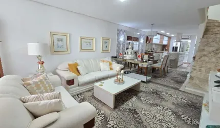 Casa 3 dormitórios/ quartos