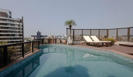 Cobertura 594m²  com 4 dormitóris 5 vagas  frente praça no Bela vista