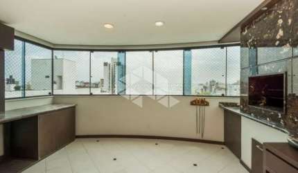 Apartamento de 2 dormitórios 2 vagas no Menino Deus