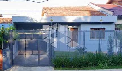 Ótima casa no bairro Passo da Areia