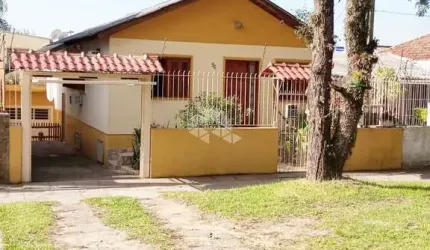 casa 03 dormitórios e 02 vagascom 200m² vila Ipiranga