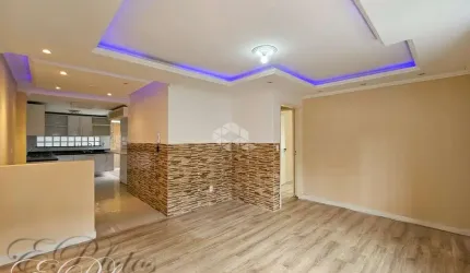 Apartamento à venda semimobiliado com pátio 2 quartos/dormitorios, suite, vaga de garagem, Santa Maria Gortti, Porto Alegre