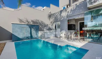 Casa à venda com 3 quartos, 134m² no São Luis, Canoas.