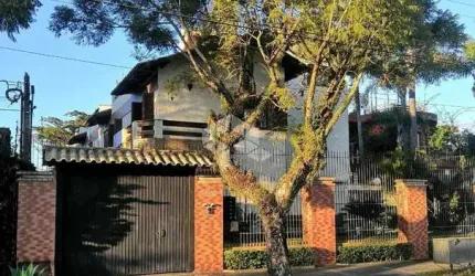 Casa a venda com 03 quartos ,com 02 vagas  -Ipanema -Porto Alegre