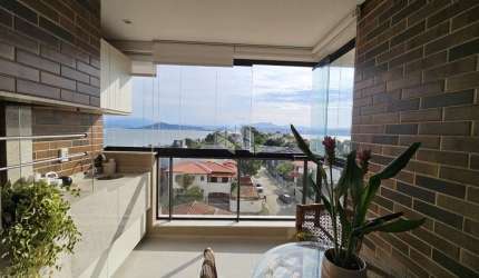 Apartamento Mobiliado com 3 dormitório no bairro Itaguaçu, Florianópolis-SC