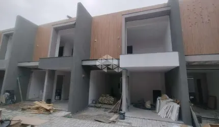 Sobrado á venda no Residencial Vila do Papagaio, casa 18.