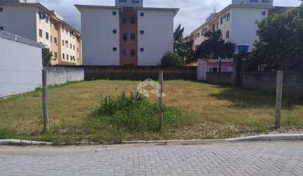 Terreno á venda com 320m²  no Bairro Aririu- Palhoça- SC