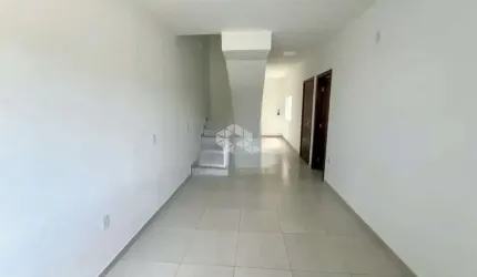 Sobrado a venda com 2 suítes em São Jose SC