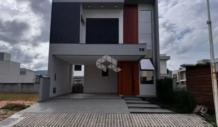 CASA ALTO PADRÃO DELTAVILLE BIGUAÇU/SC