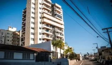 Apartamento a venda de 3 dormitórios no  bairro Estreito Florianopolis