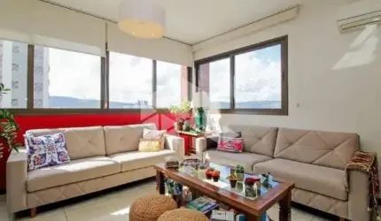 Apartamento 03 dormitórios e 02 vagas de garagem