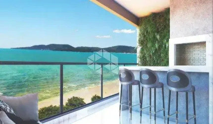 Apartamento 4 suítes e 3 vagas de garagem no Balneário Perequê em Porto Belo/SC