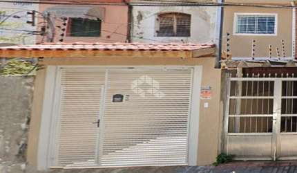 Sobrado a venda em Santa Teresinha