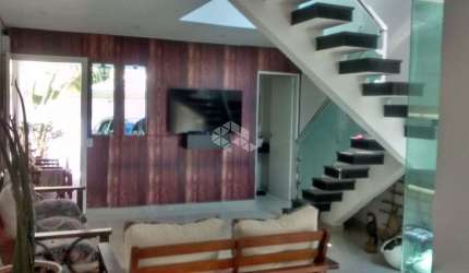 Sobrado a venda na Vila Dirce