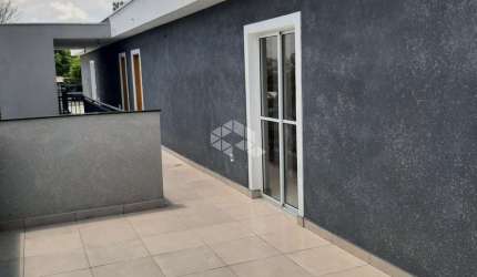 Apartamento com Cobertura de 33m - Jaçana