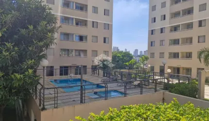 Apartamento Reformado à Venda no Imirim com 2 Quartos , vaga e Varanda