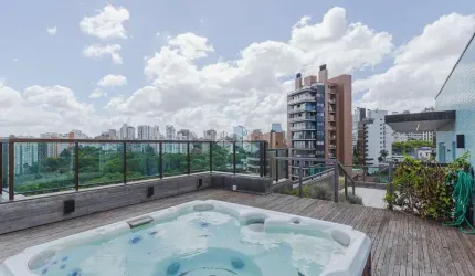 Cobertura com vista panorâmica ao lado da Encol
