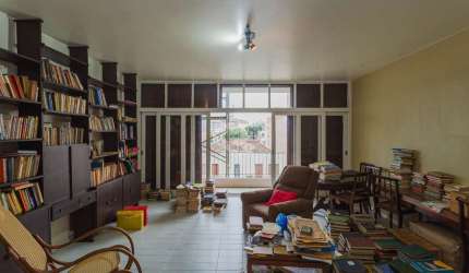 GIGANTESCO APARTAMENTO COM SOL E VISTA