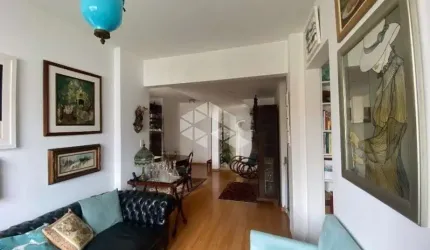 Cobertura com três quartos no Itacorubi