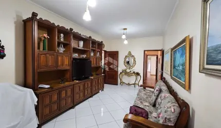 Casa assobradada a venda no Jardim Cidade Pirituba.