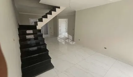 Casa com 3 Dormitórios,  1 suite e varanda Vila Mangalot - Pirituba.