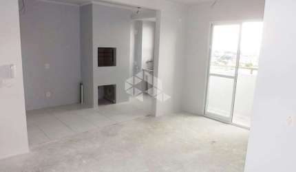 Apartamento com 03 dormitórios, sacada e churrasqueira com 2 vagas em Caxias do Sul