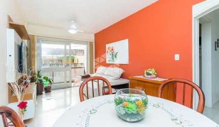 Apartamento à venda,  3 dormitórios, 1 vaga e elevador no bairro Petrópolis - Porto Alegre / RS