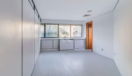 Conjunto/sala comercial, 1 vaga de garagem, no bairro Floresta, em Porto Alegre/RS.