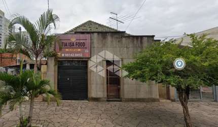 Casa comercial e residencial no bairro Navegantes/Poa.