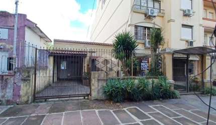 Terreno à venda com 288m² no bairro Petrópolis - Porto Alegre / RS