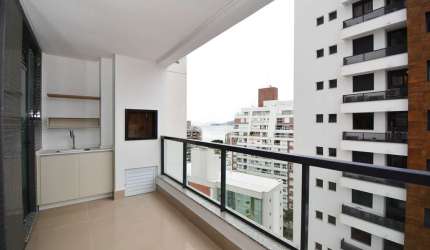 Apartamento SEMIMOBILIADO com 3 dormitórios e sendo 1 suíte à Venda Agronômica, Florianópolis/SC.