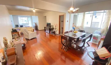Apartamento semimobiliado com vista panorâmica com 1 suíte A Venda - Centro de Florianópolis SC