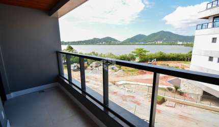 Home Club no João Paulo com todas as peças vista mar .