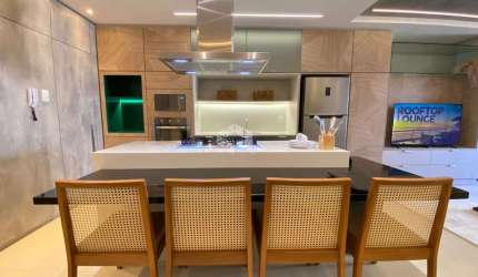 STUDIO MOBILIADO COM 1 QUARTO NO CENTRO DE FLORIANÓPOLIS/SC.