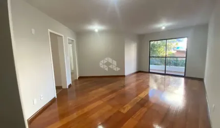 APARTAMENTO COM 3 QUARTOS SENDO 1 SUÍTE E 2 VAGAS DE GARAGEM NO ABRAÃO EM FLORIANÓPOLIS/SC