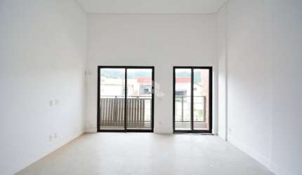 LOFT NO SACO GRANDE COM ÓTIMA LOCALIZAÇÃO EM FLORIANÓPOLIS/SC