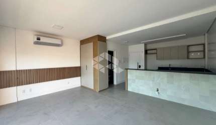 STUDIO MODERNO COM LAZER COMPLETO E LOCALIZAÇÃO PRIVILEGIADA NO SACO GRANDE