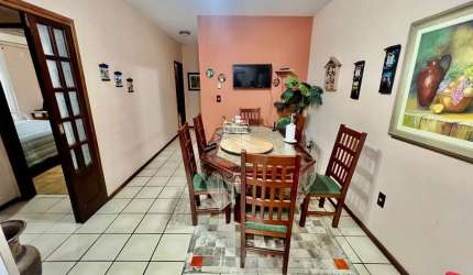 CASA NO CAMPECHE COM 3 QUARTOS  SENDO 1 SUÍTE E QUINTAL PRIVATIVO PERTO DA PRAIA