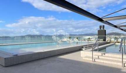 APARTAMENTO COM 3 SUÍTES E VISTA PARA O MAR NO JARDIM ATLÂNTICO FLORIANÓPOLIS