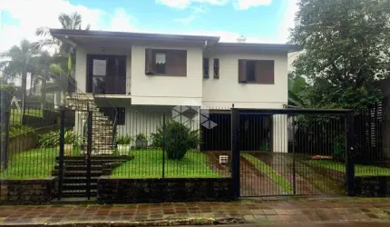 Casa com excelente localização próximo ao centro de Garibaldi.